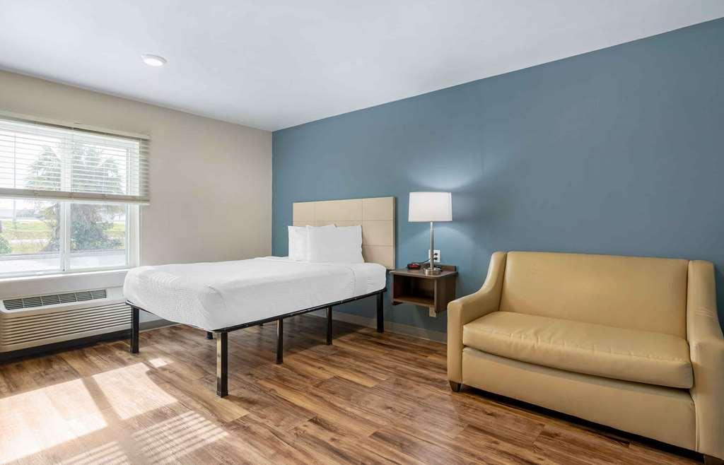 Extended Stay America Select Suites - Orlando - Airport Номер фото
